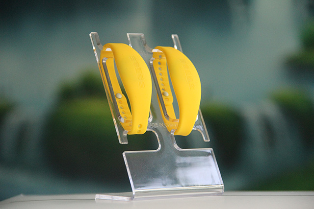 松緊腕帶汽車美容內(nèi)置芯片2-卡立方松緊腕帶制作 松緊腕帶汽車美容內(nèi)置芯片2-卡立方松緊腕帶制作