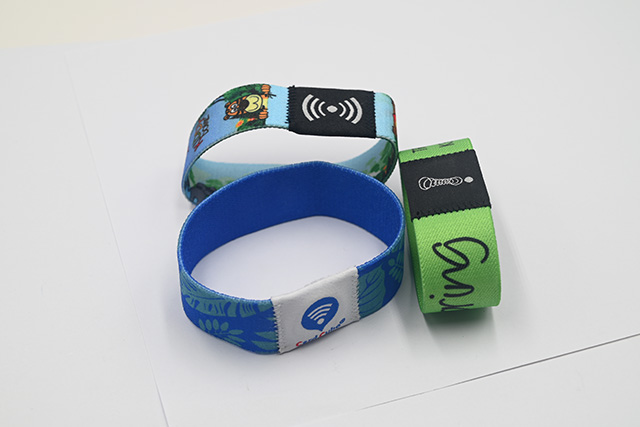 新型校園智能卡-為學生們“保駕護航” 新型校園智能卡-為學生們“保駕護航”