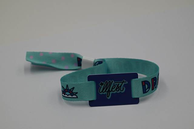 掃碼桌牌點餐! 掃碼桌牌點餐!