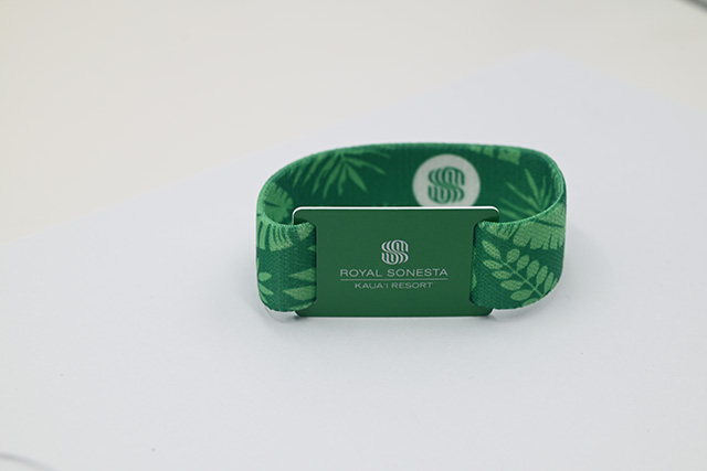 我國智能滴膠卡總發(fā)卡量已達4.2億張 有望實現(xiàn)全國“一卡通” 我國智能滴膠卡總發(fā)卡量已達4.2億張 有望實現(xiàn)全國“一卡通”