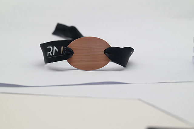 學校食堂飯卡是如何工作的？